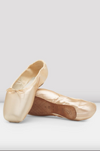 Load image into Gallery viewer, Bloch European Balance Pointe Shoes ES0160L
